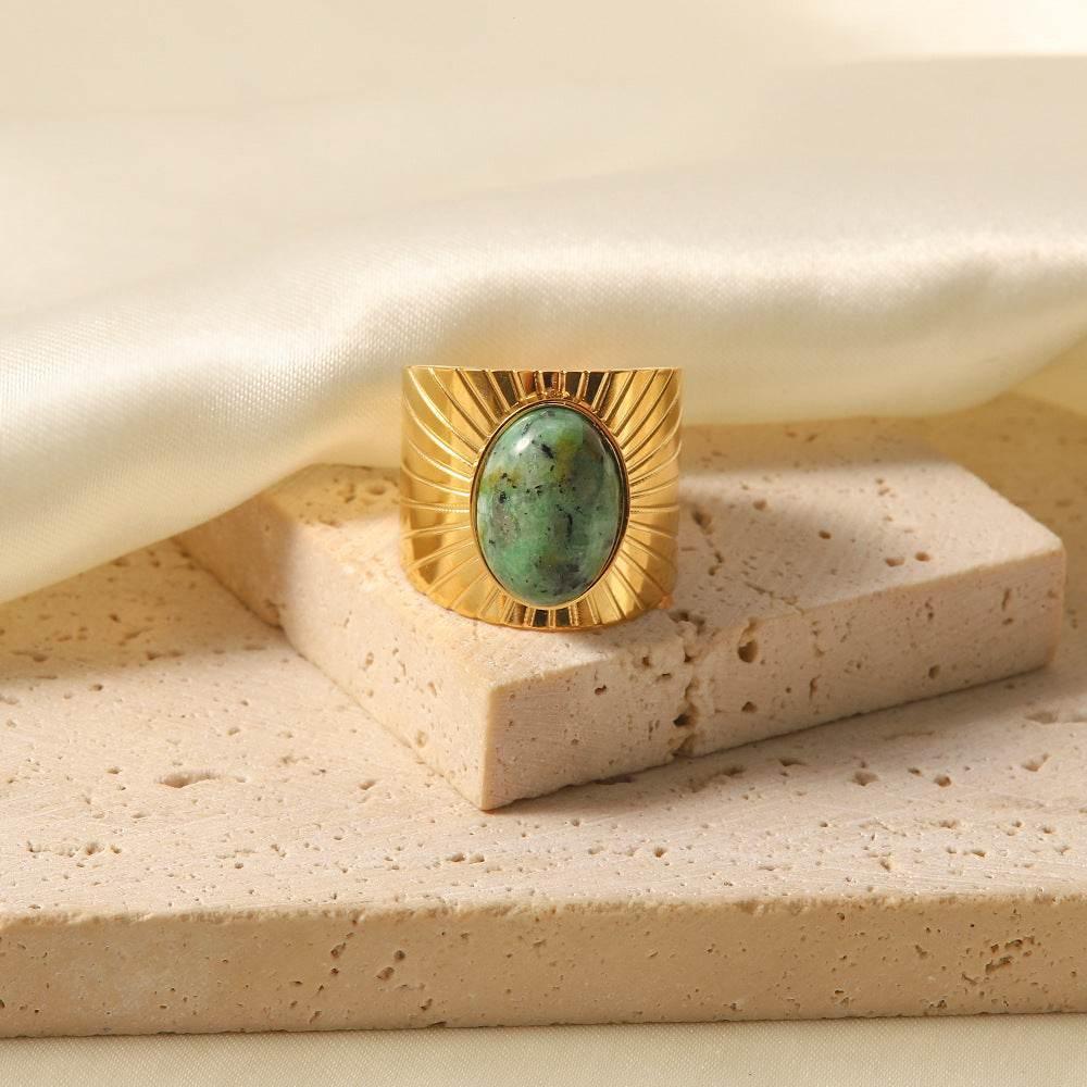 The Vintage Green Gemstone Ring - Salt Lily