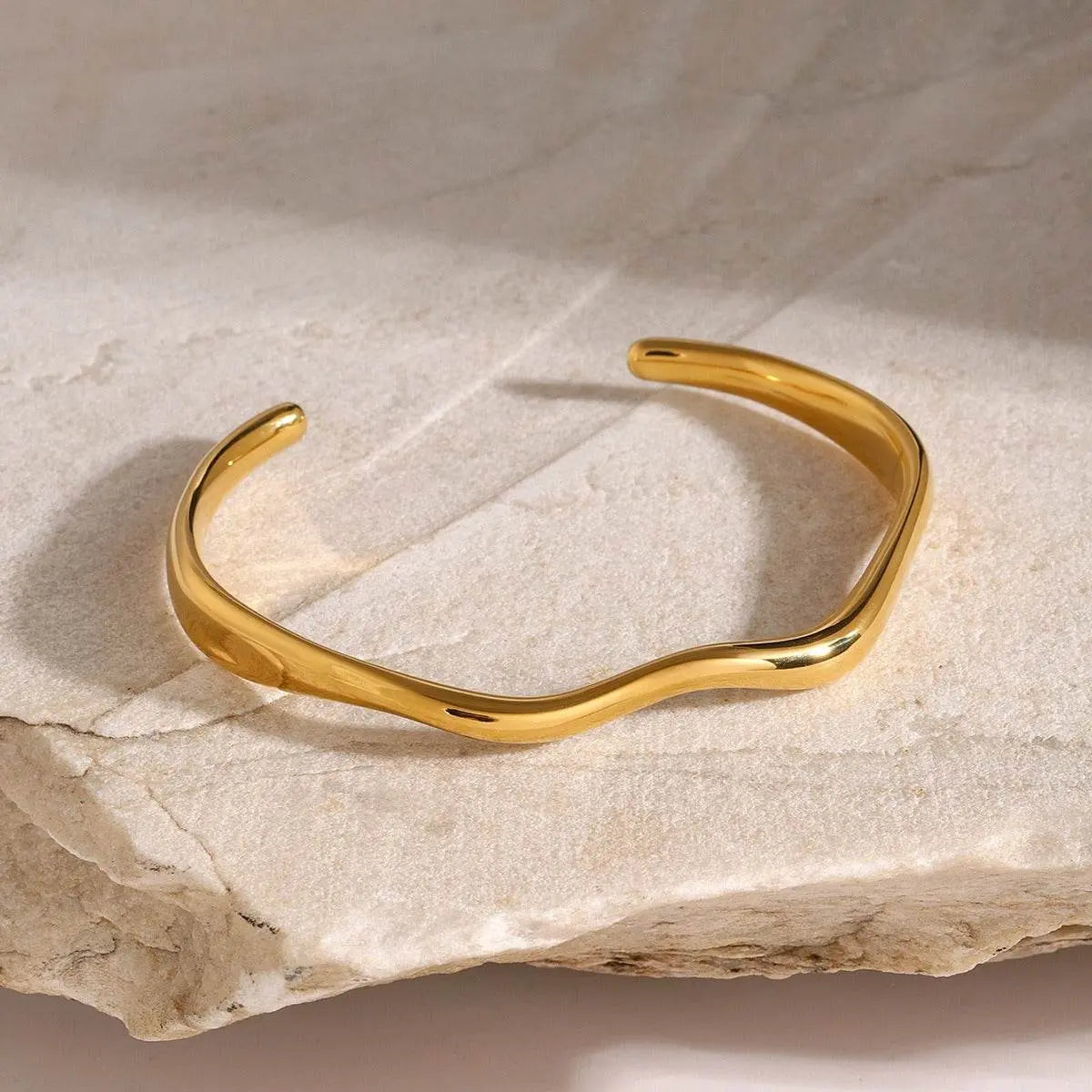 Ripple Bracelet - Salt Lily