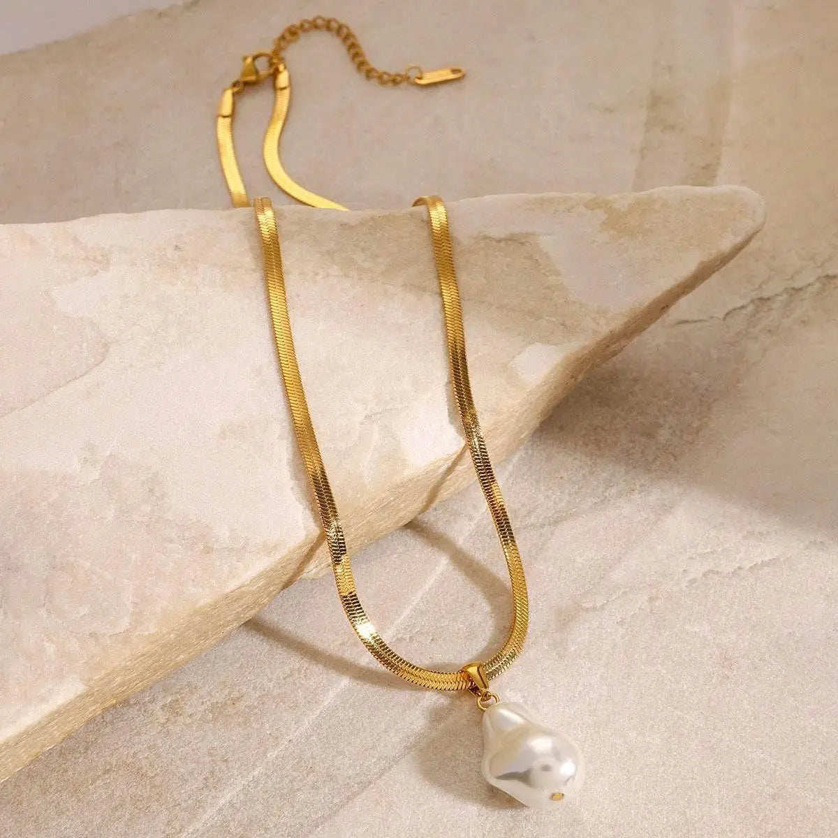 The Pearl & Snakebone Chain Necklace - Salt Lily