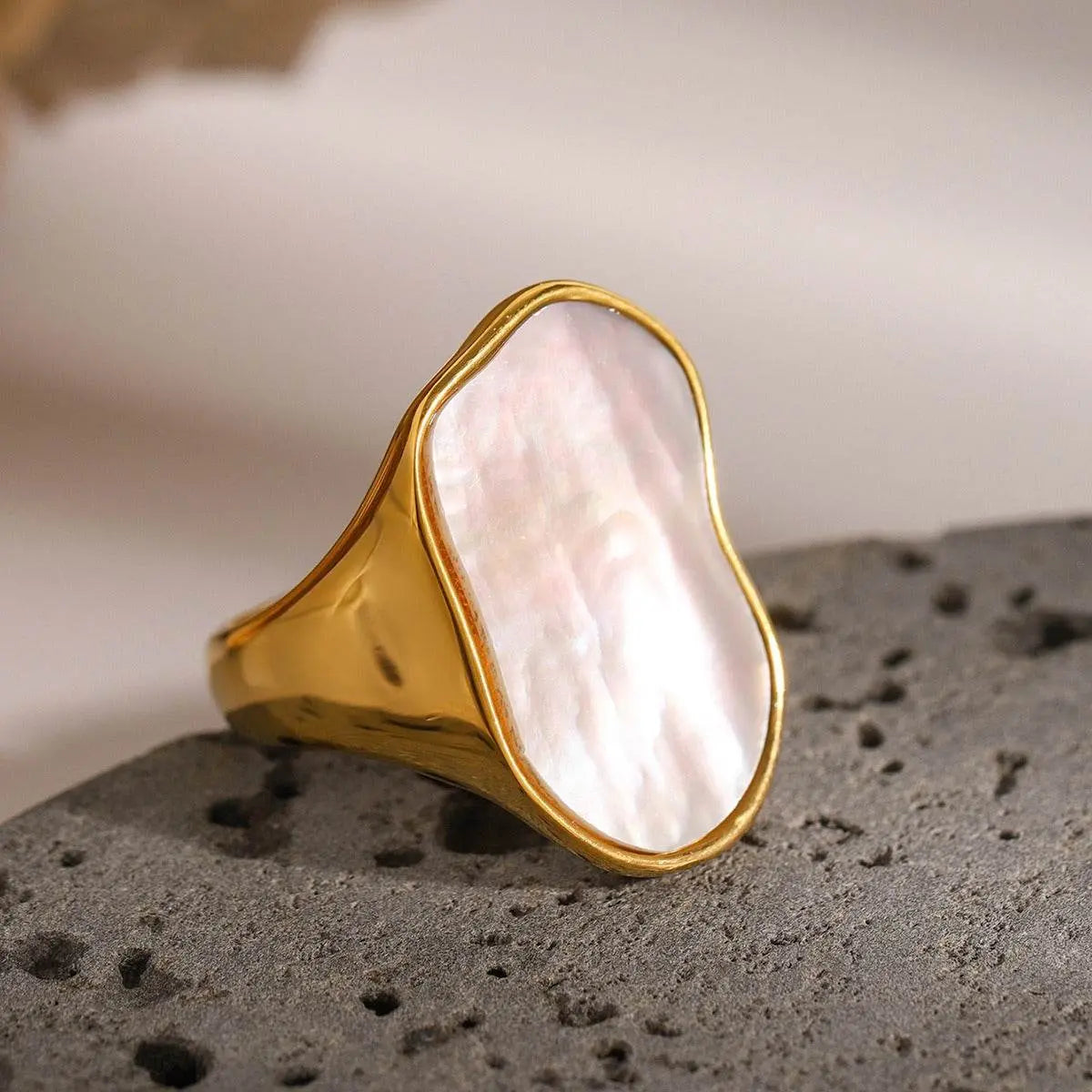 The Mother of Pearl Statement Ring - Salt Lily