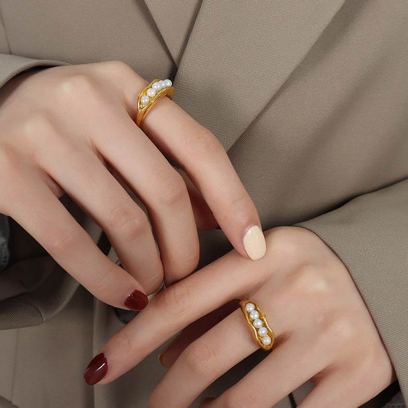 Nest Ring - Salt Lily