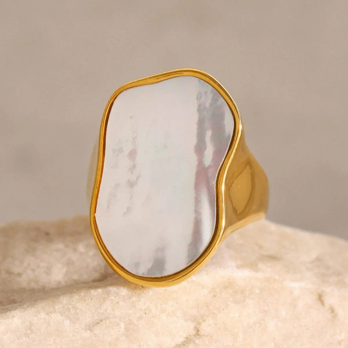 The Mother of Pearl Statement Ring - Salt Lily
