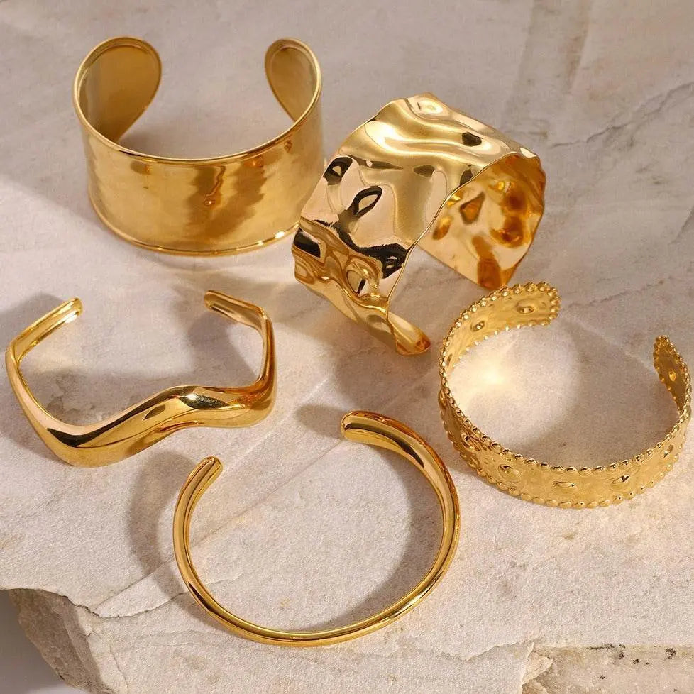 Nature Cuff Bracelet - Salt Lily