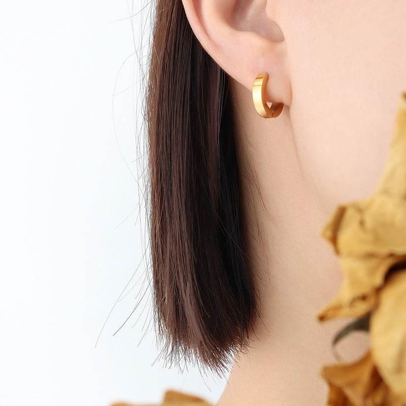 Huggie Earrings - Salt Lily