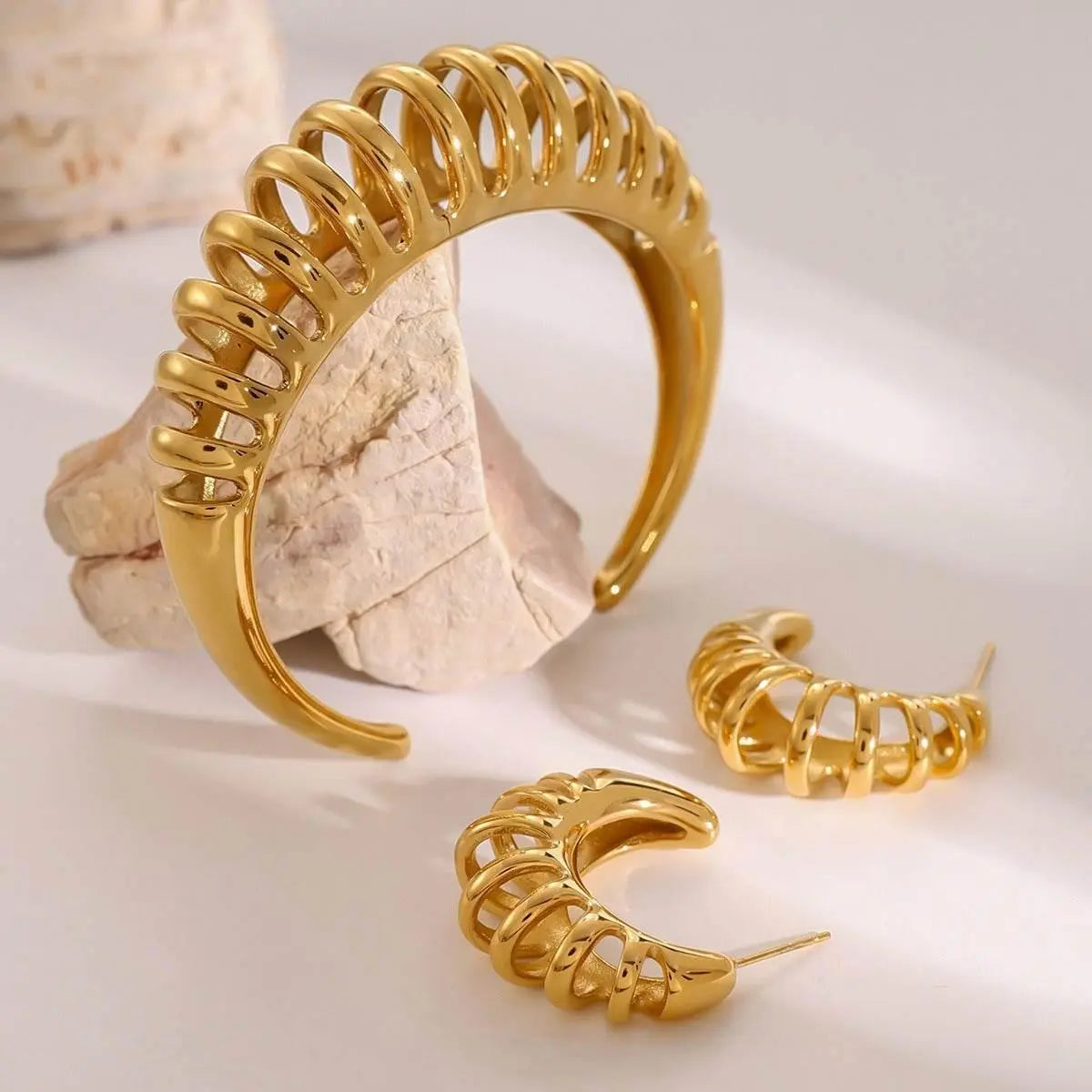 Hollow Bracelet / Earrings Set - Sold Separately - Salt Lily