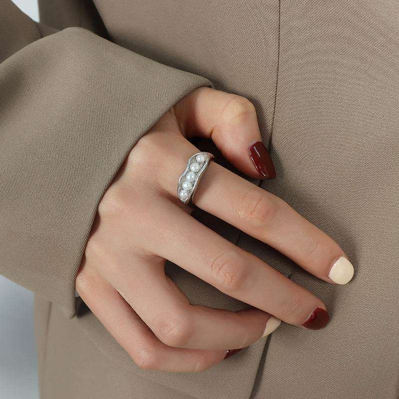 Nest Ring - Salt Lily