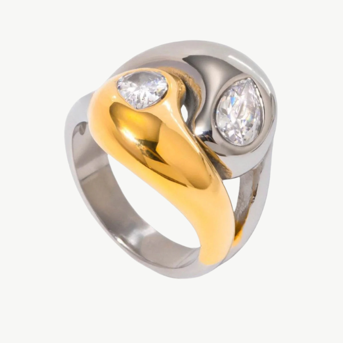 Dewdrop Gem Ring – 18K Gold