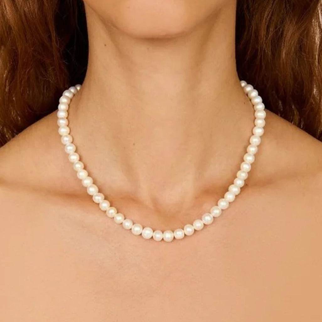 The Classic Pearl Strand Necklace - Salt Lily