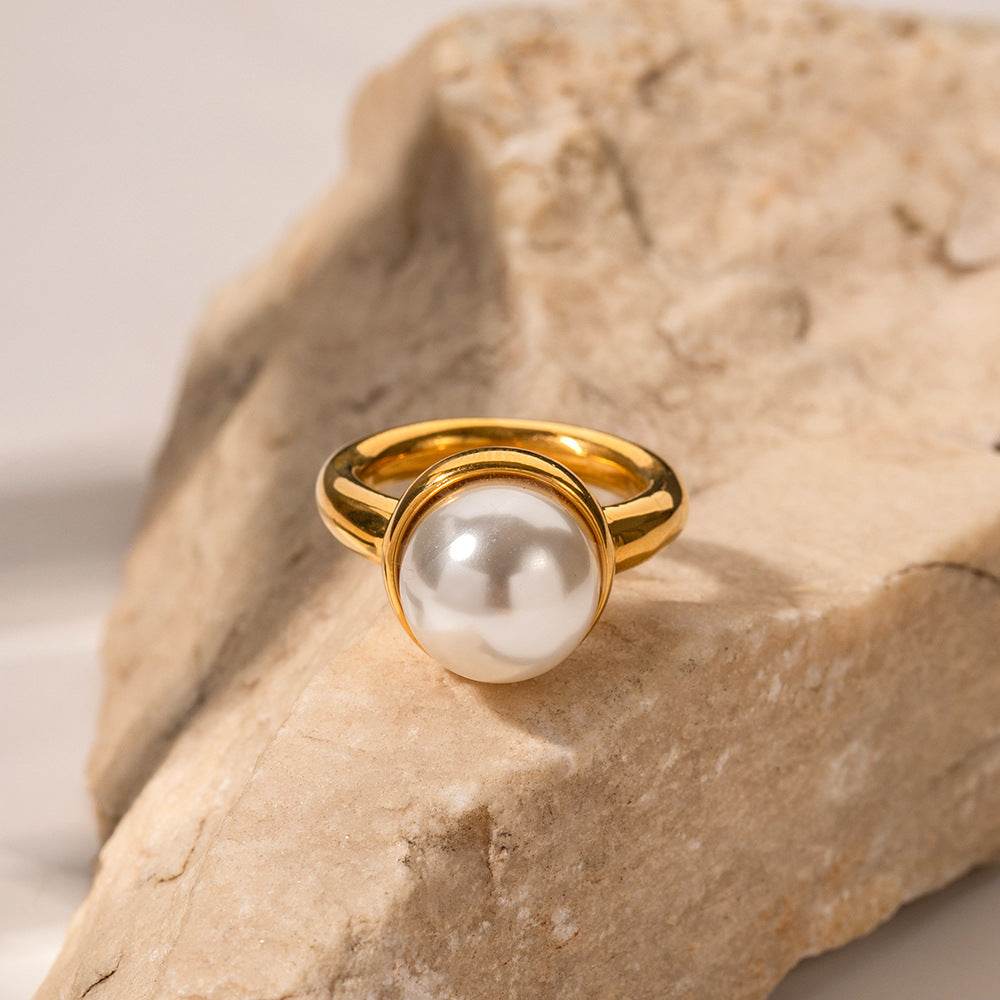 18K Gold Pearl Drop Ring - Salt Lily