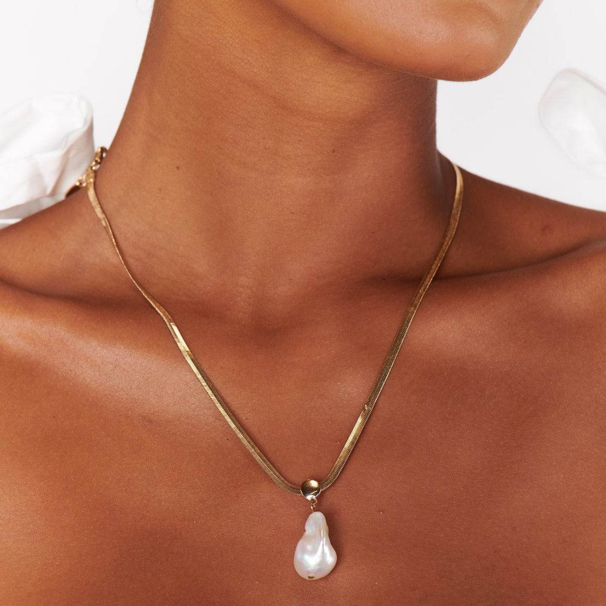 Pearl & Snakebone Chain Necklace - Salt Lily