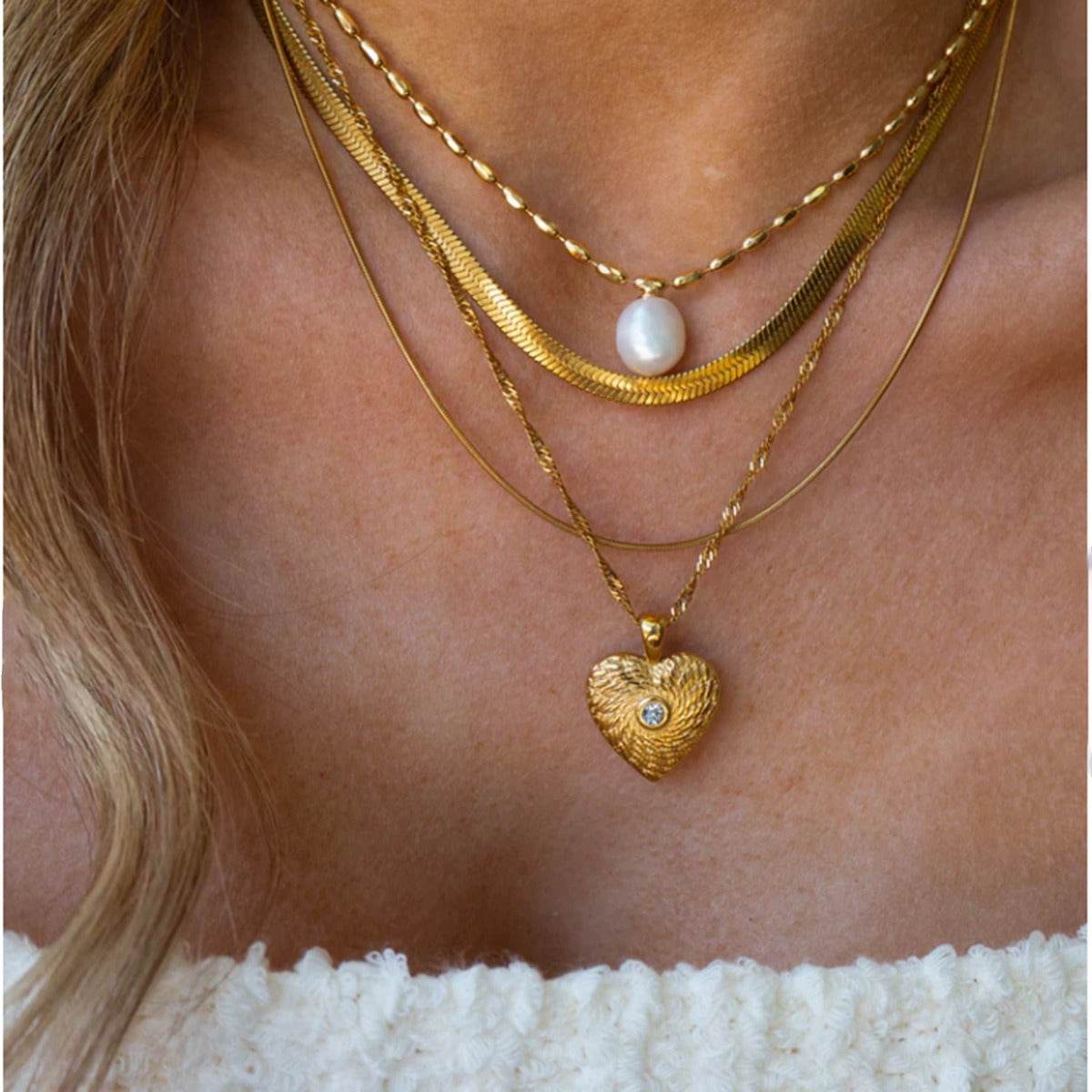 Pearl & Gold Necklace Series - Salt Lily