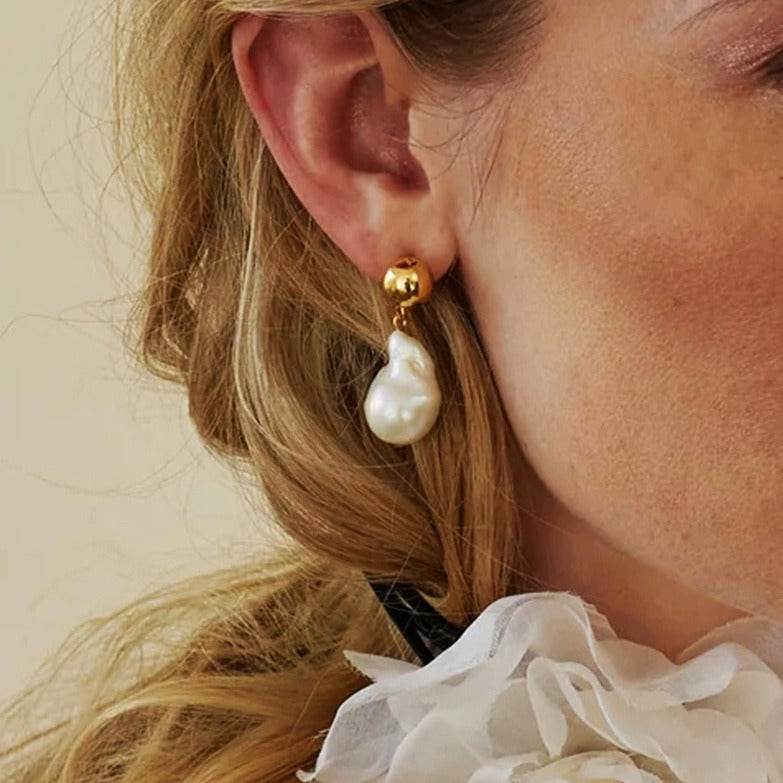 Pearl Pendant Earrings - Salt Lily