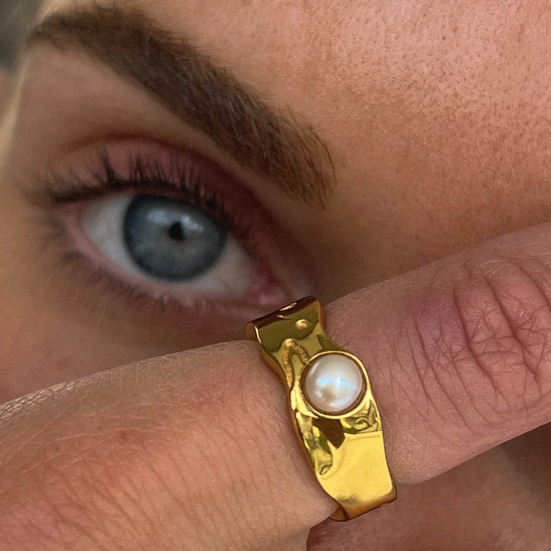 Lava Pearl Ring - Salt Lily