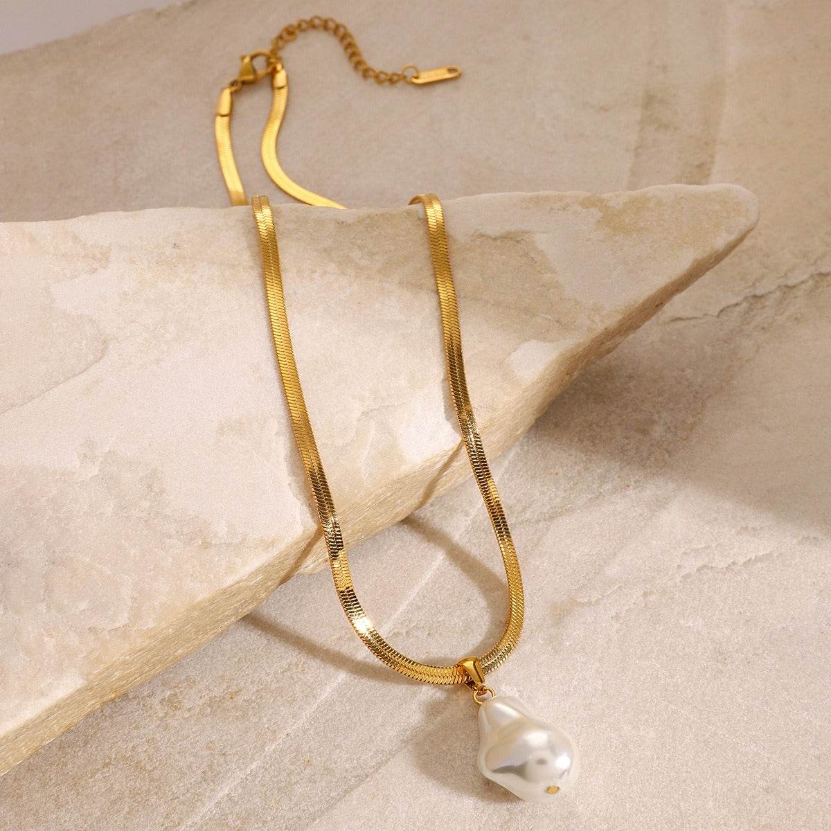 Pearl & Snakebone Chain Necklace - Salt Lily