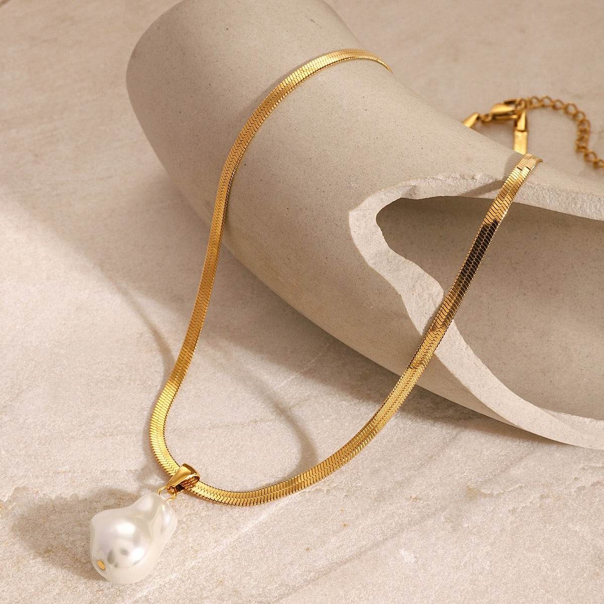 Pearl & Snakebone Chain Necklace - Salt Lily