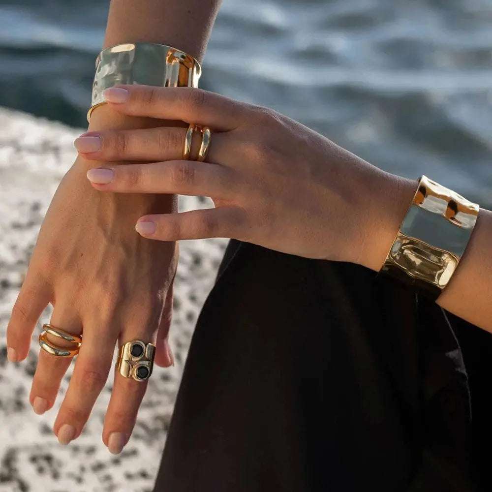 Nature Cuff Bracelet - Salt Lily