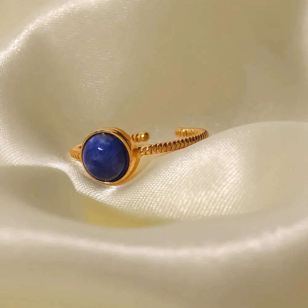 Orbit Twist Adjustable Ring - Salt Lily